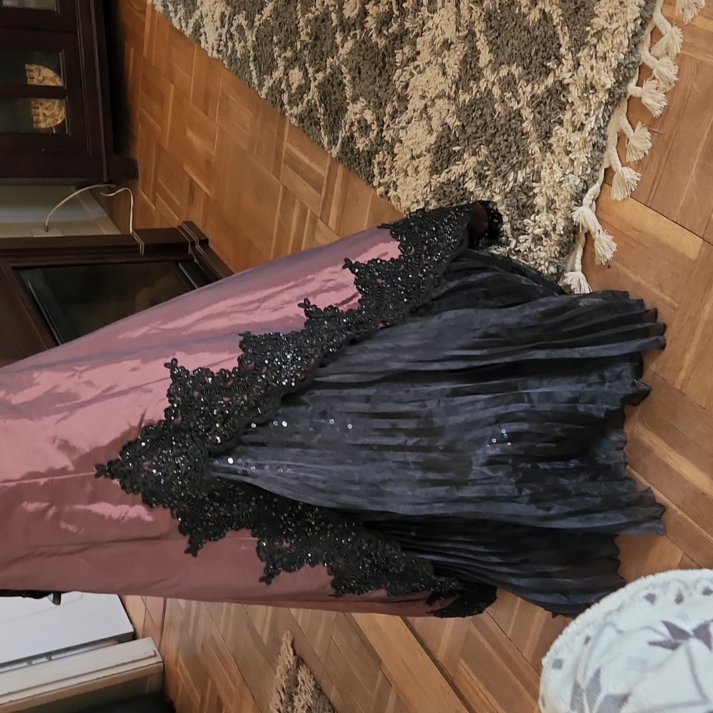 EUC Jovani Strapless Prom/Ballgown - Picture 5 of 16